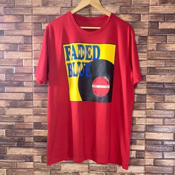 Unisex Red Faded Blue Vintage Shop T Shirt In Denton Tx - Picture 1 of 6